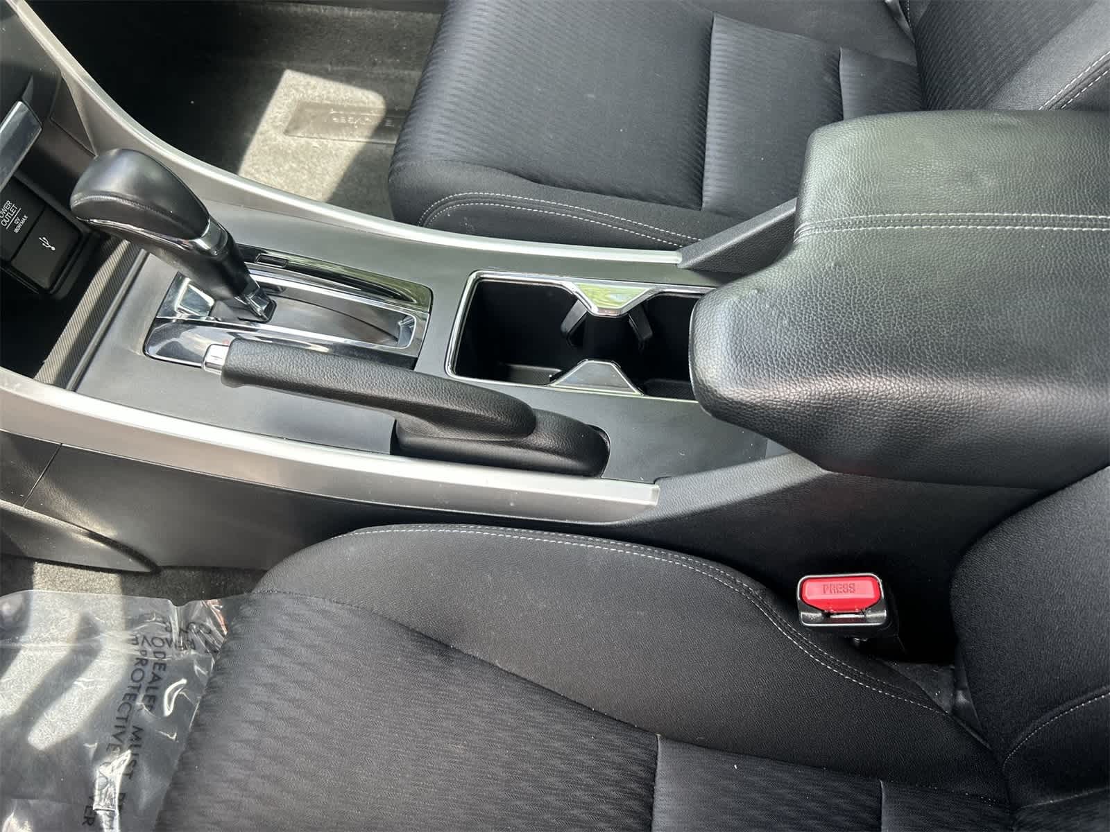 2015 Honda Accord Sport 19