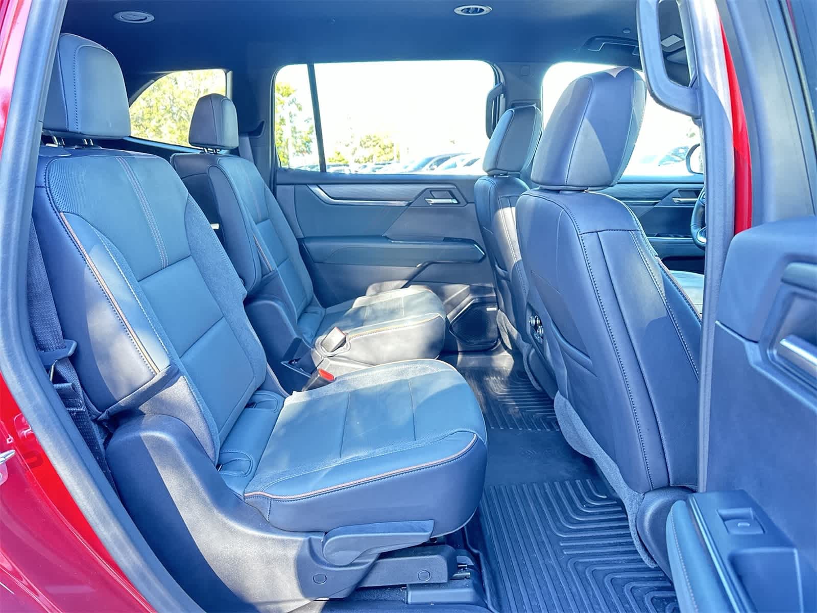 Thumbnail: 2024 GMC Acadia - 18