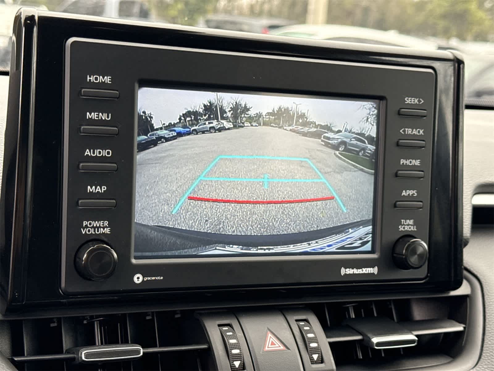 Thumbnail: 2022 Toyota RAV4 - 20