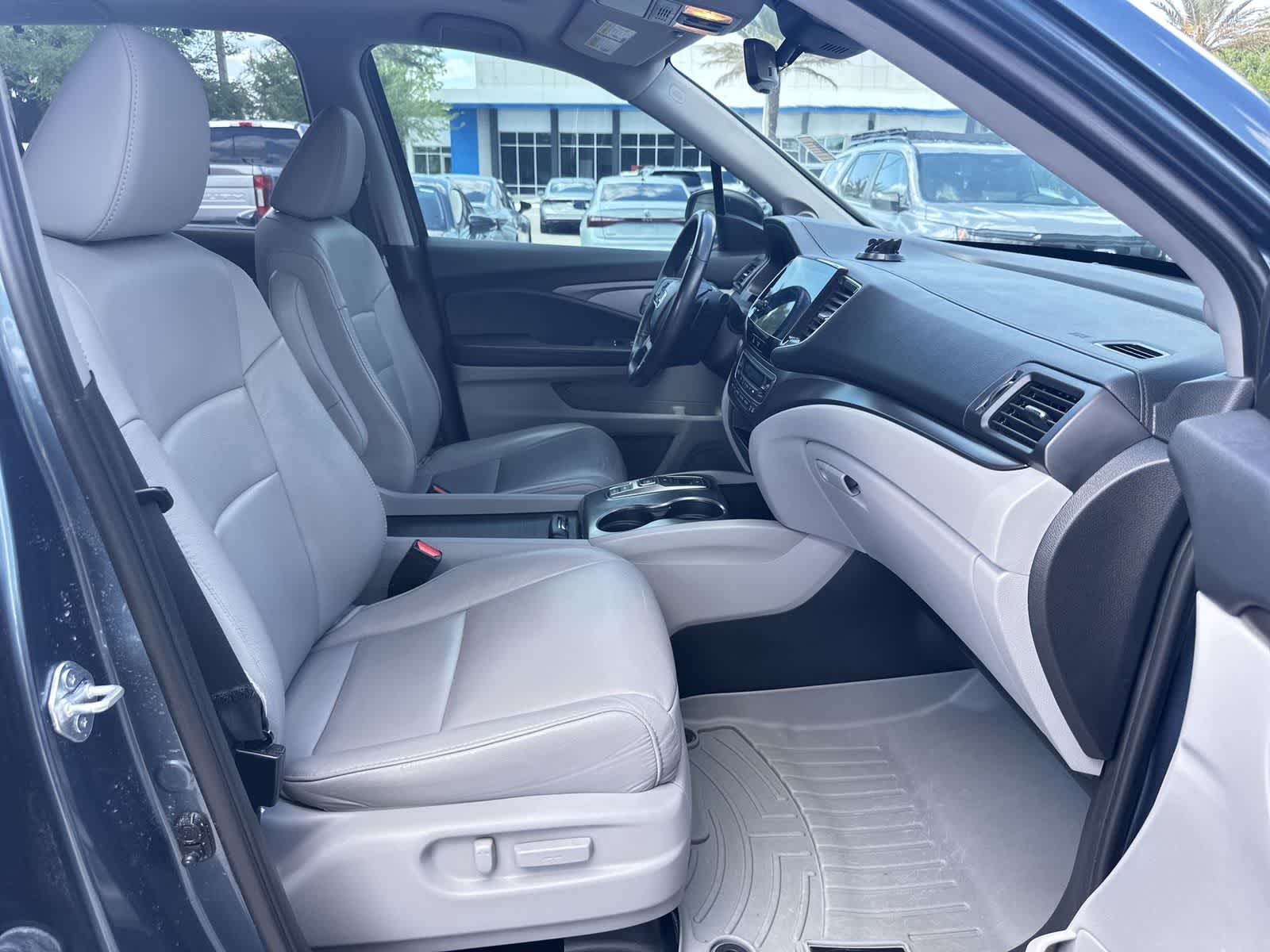 Thumbnail: 2021 Honda Pilot - 17