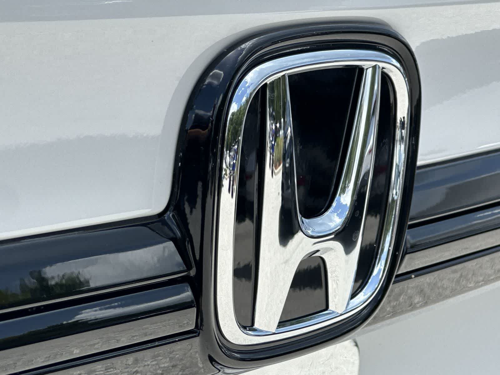 Thumbnail: 2026 Honda Odyssey - 10