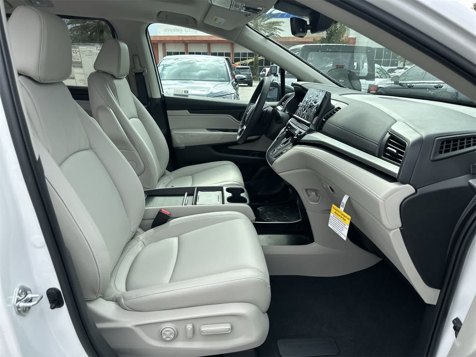 Thumbnail: 2026 Honda Odyssey - 17