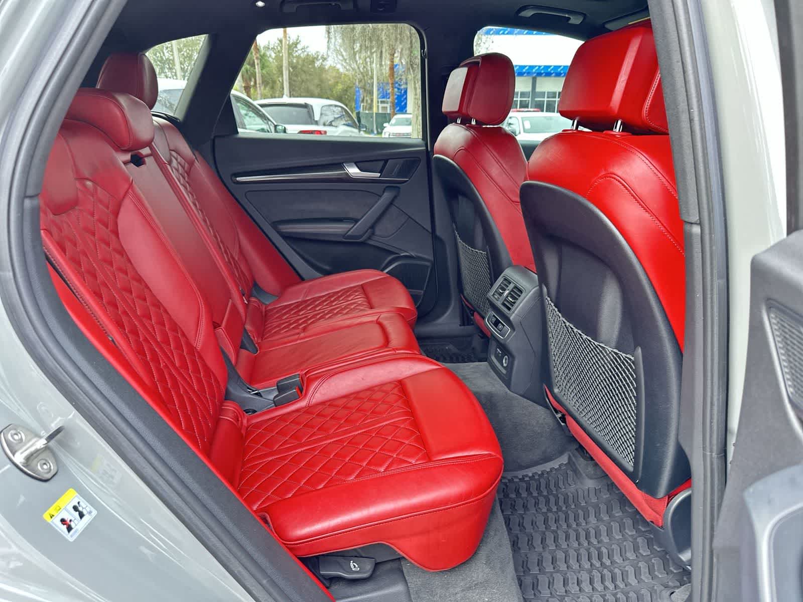 Thumbnail: 2021 Audi SQ5 - 16