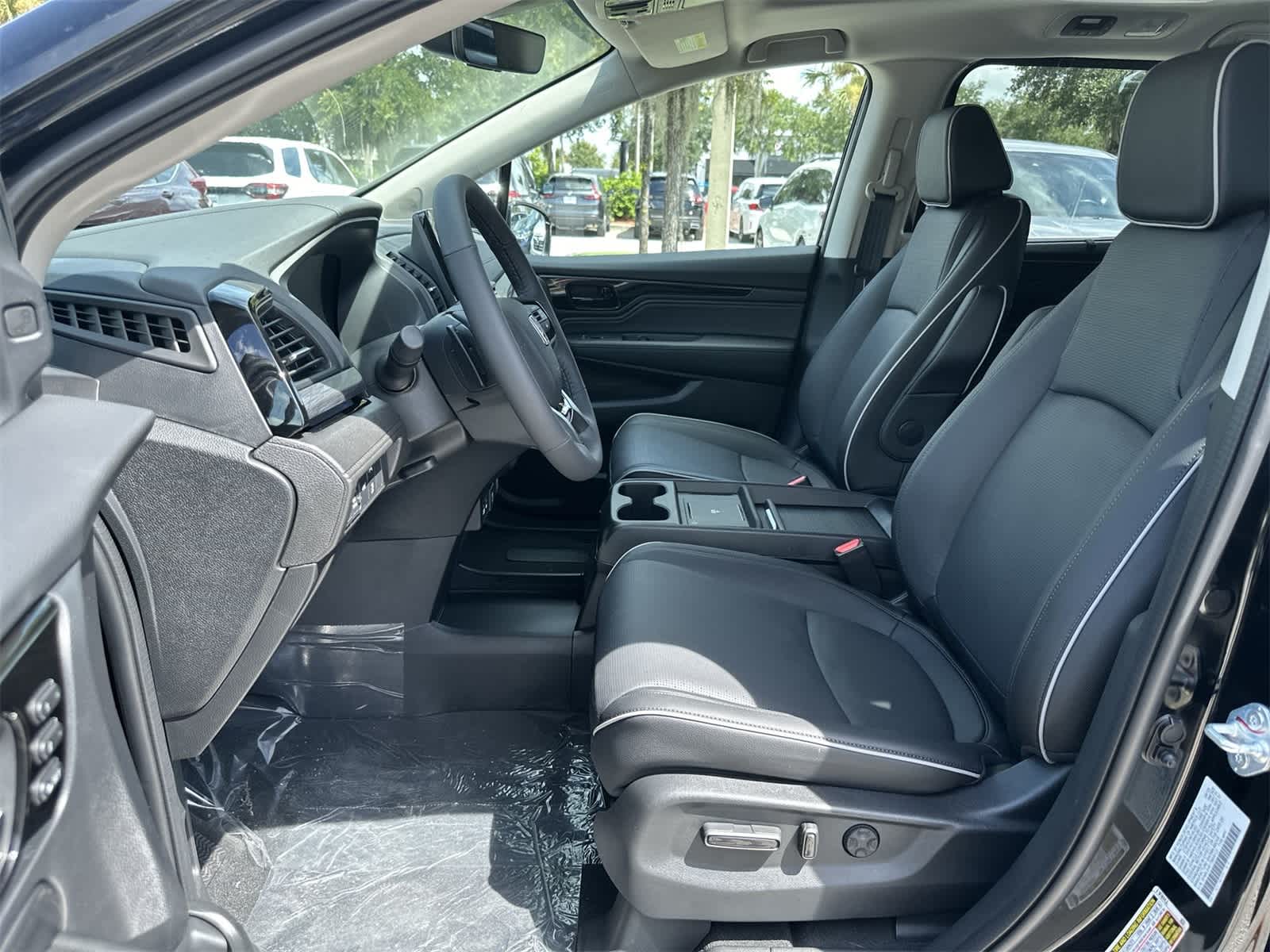 Thumbnail: 2026 Honda Odyssey - 13