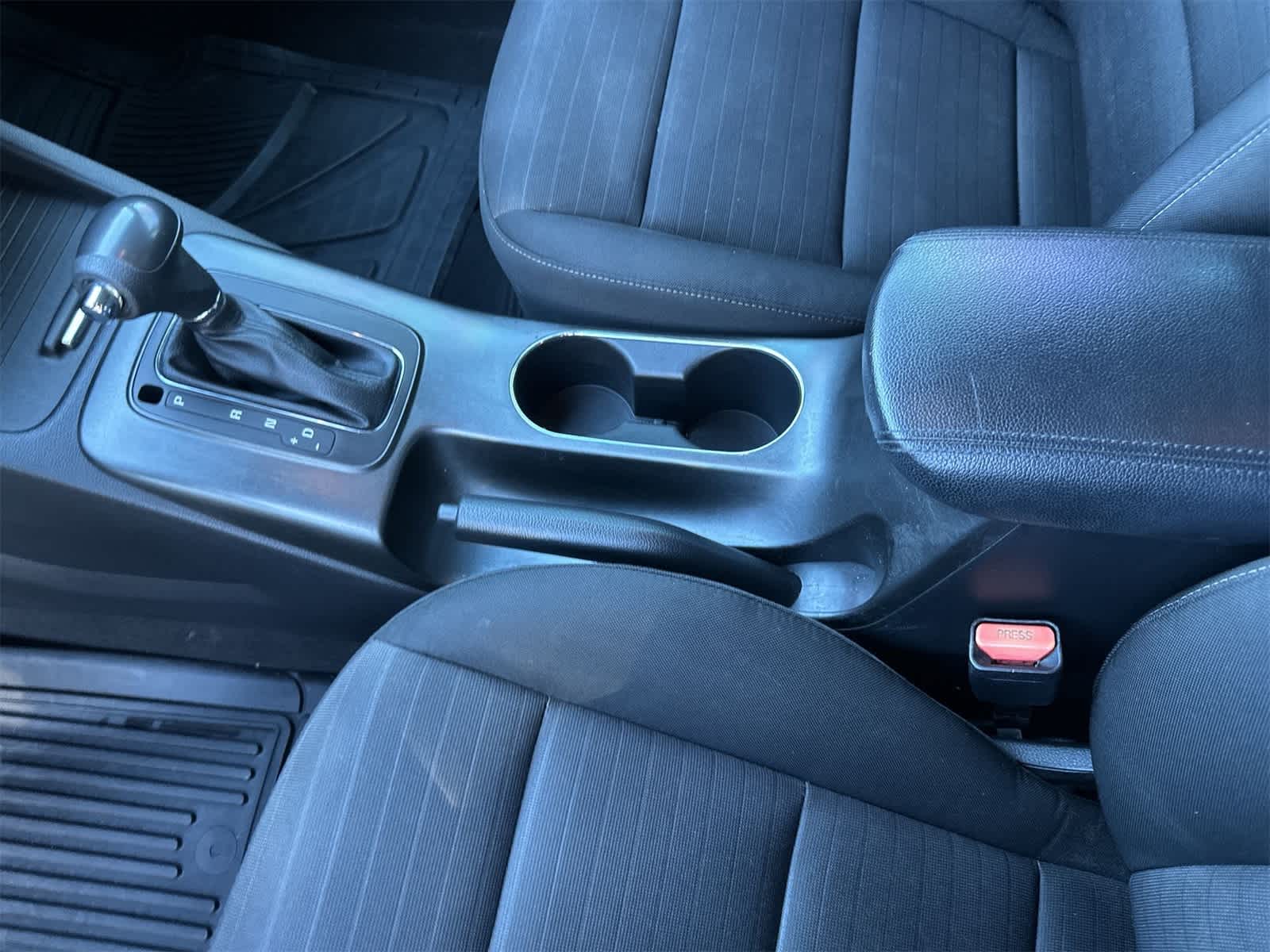 Thumbnail: 2016 Kia Forte - 19