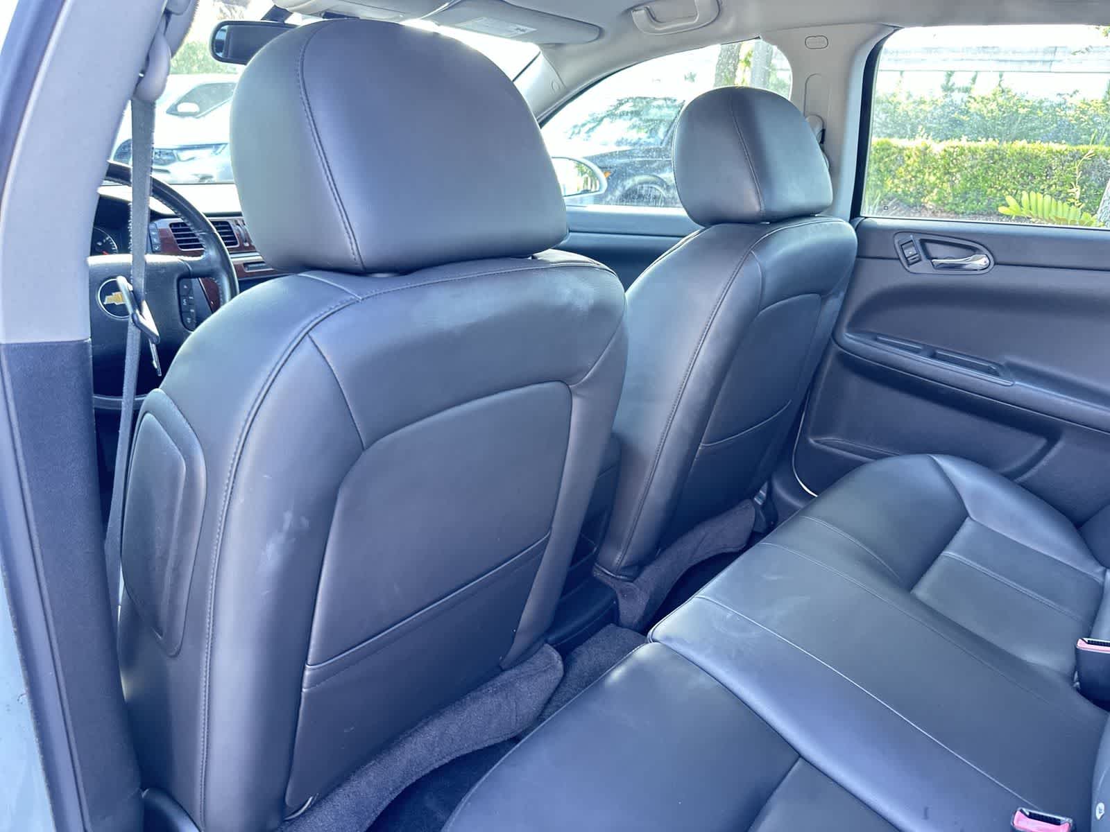 Thumbnail: 2011 Chevrolet Impala - 14