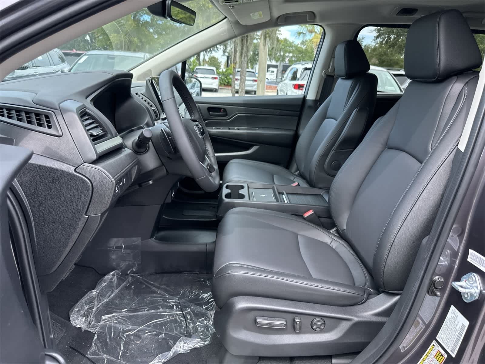 Thumbnail: 2026 Honda Odyssey - 13