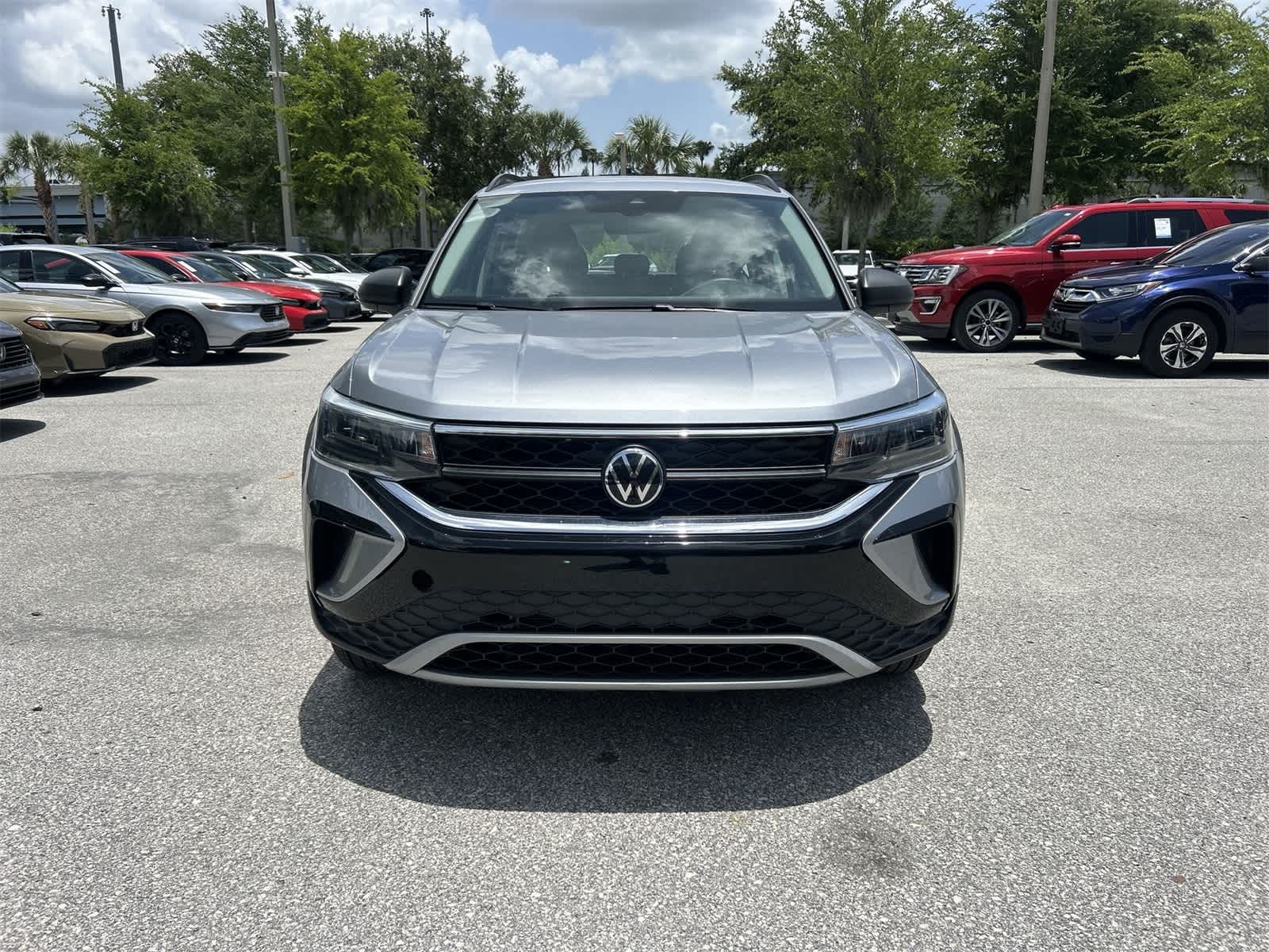 Thumbnail: 2024 Volkswagen Taos - 9