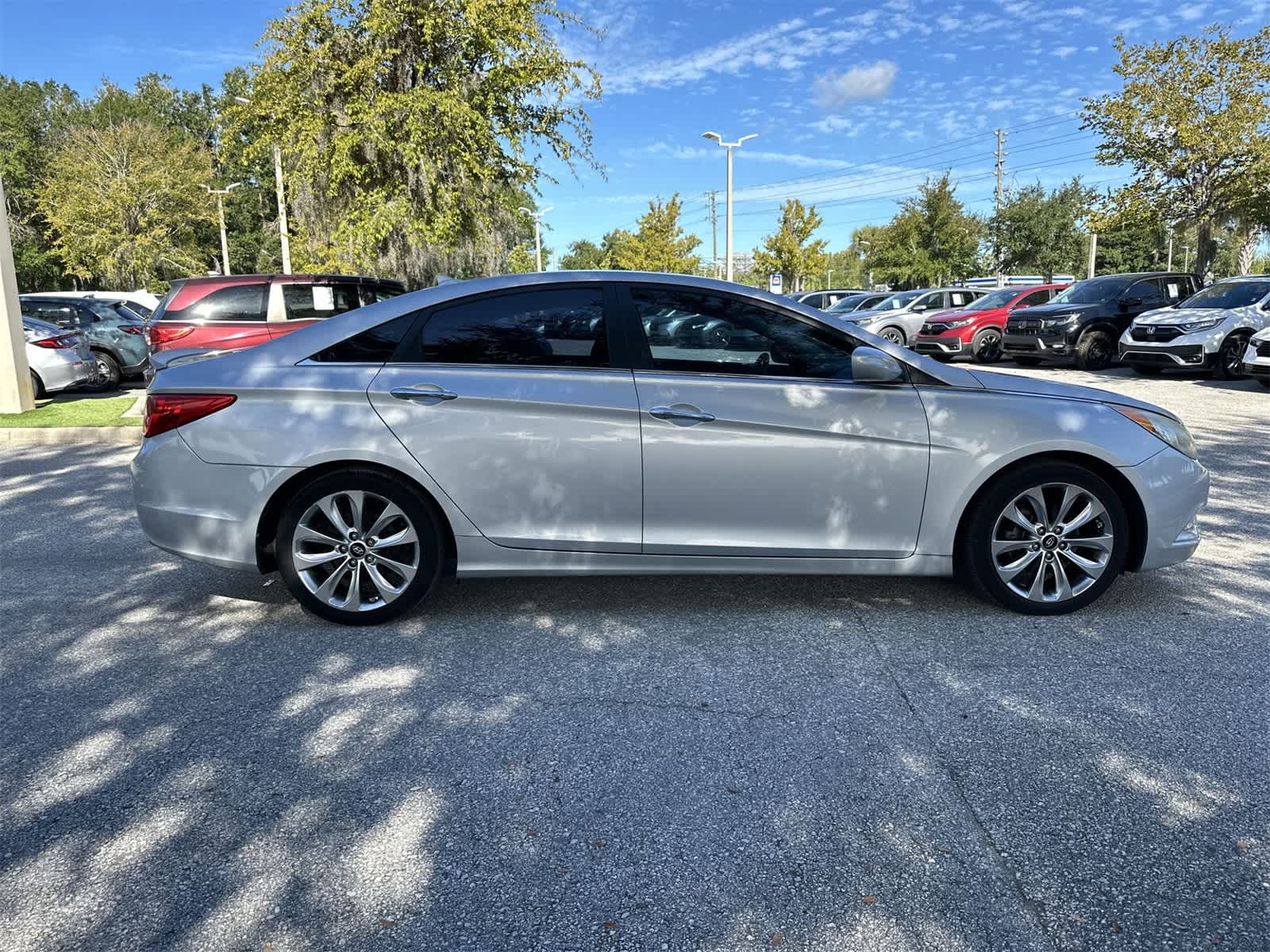 Thumbnail: 2012 Hyundai Sonata - 7