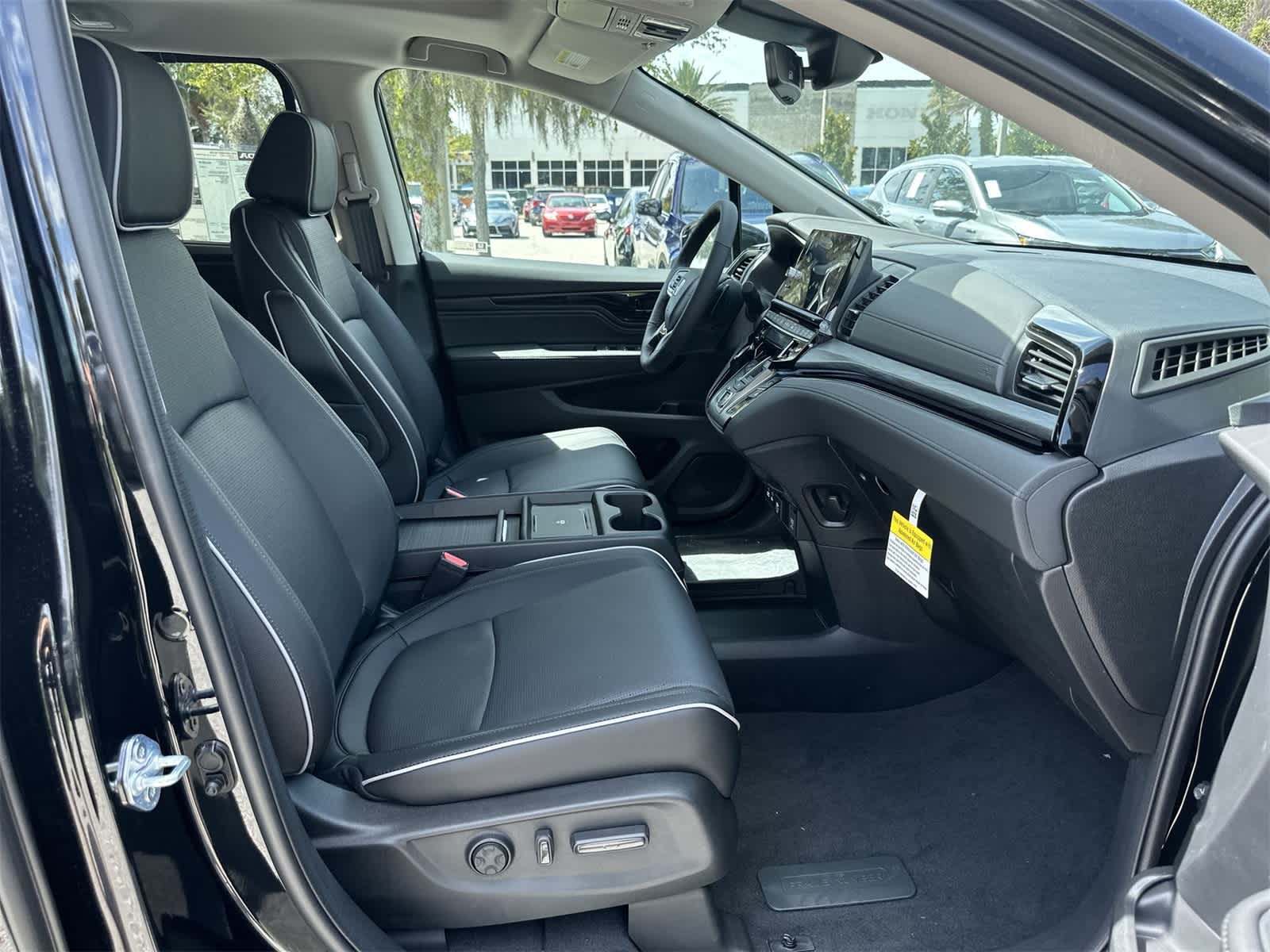 Thumbnail: 2026 Honda Odyssey - 17
