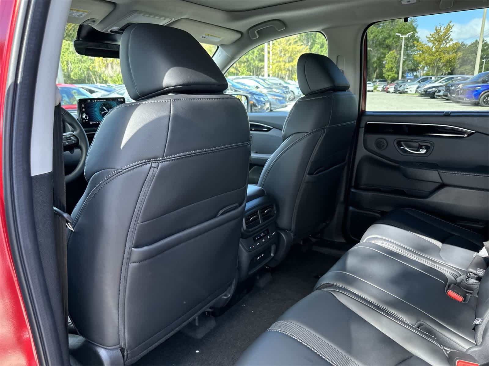 Thumbnail: 2025 Honda Pilot - 14