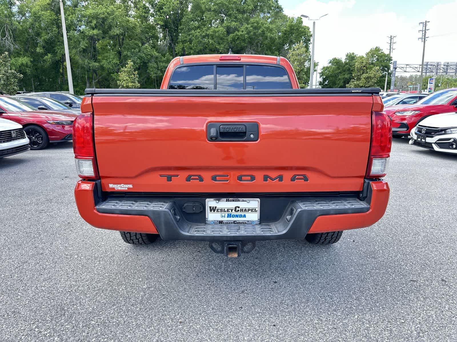 Thumbnail: 2016 Toyota Tacoma - 5