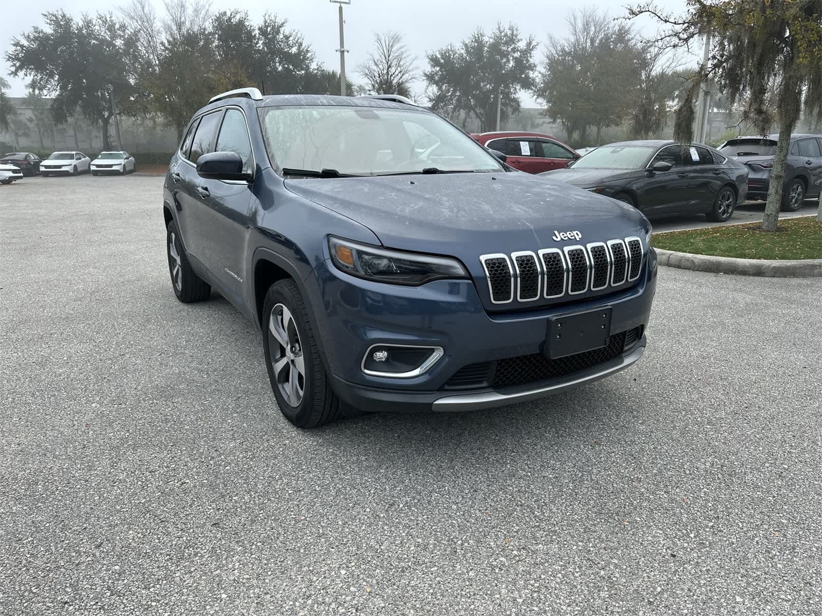 Thumbnail: 2019 Jeep Cherokee - 8