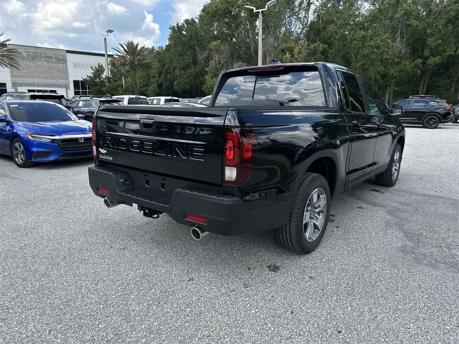 Thumbnail: 2025 Honda Ridgeline - 6