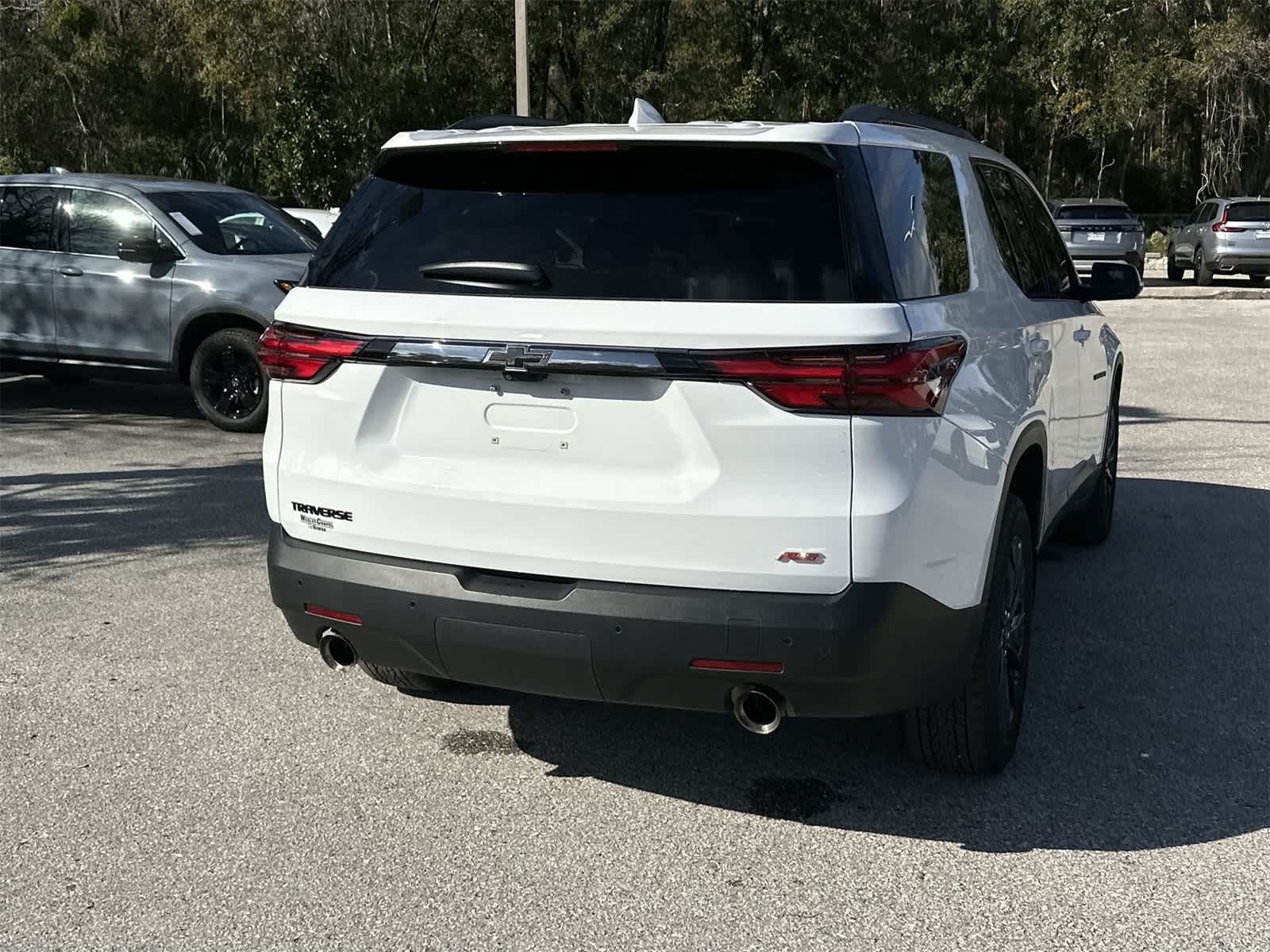 Thumbnail: 2022 Chevrolet Traverse - 6