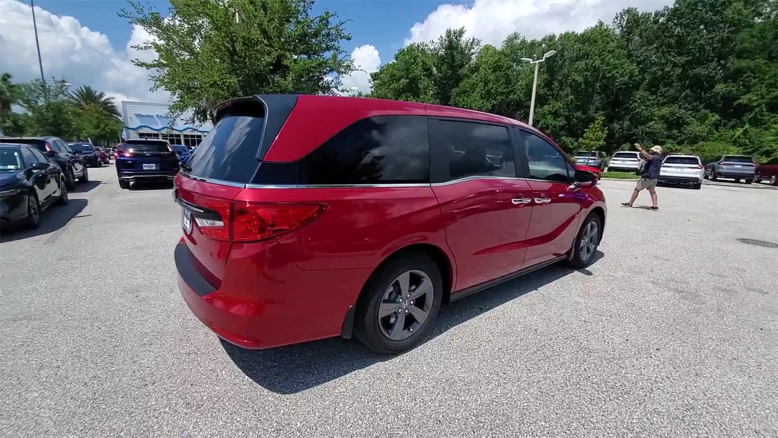 Thumbnail: 2023 Honda Odyssey - 8