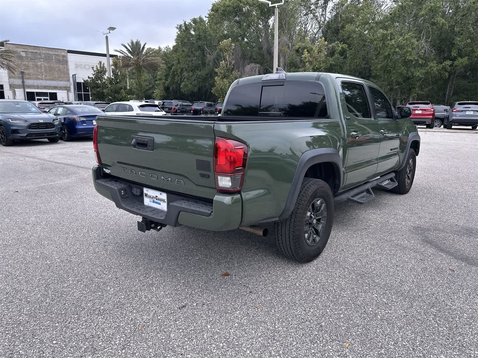 Thumbnail: 2021 Toyota Tacoma - 6