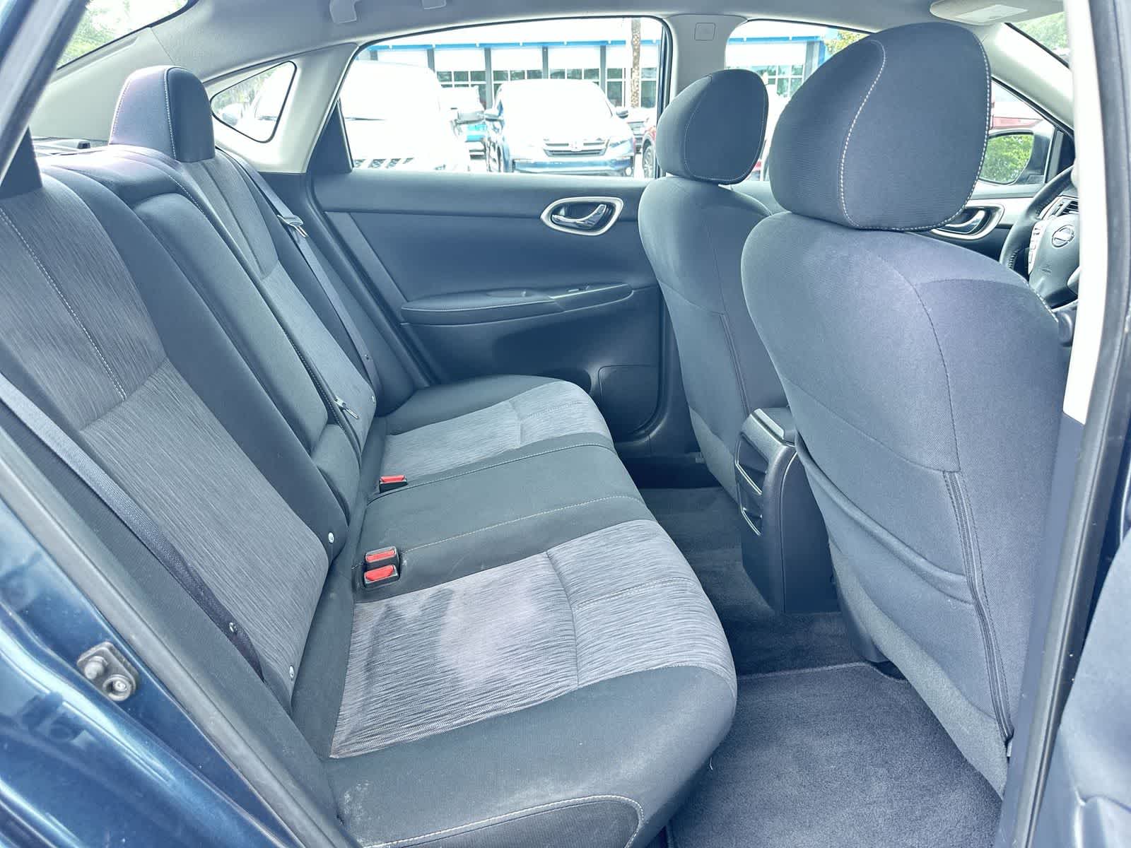 Thumbnail: 2015 Nissan Sentra - 16