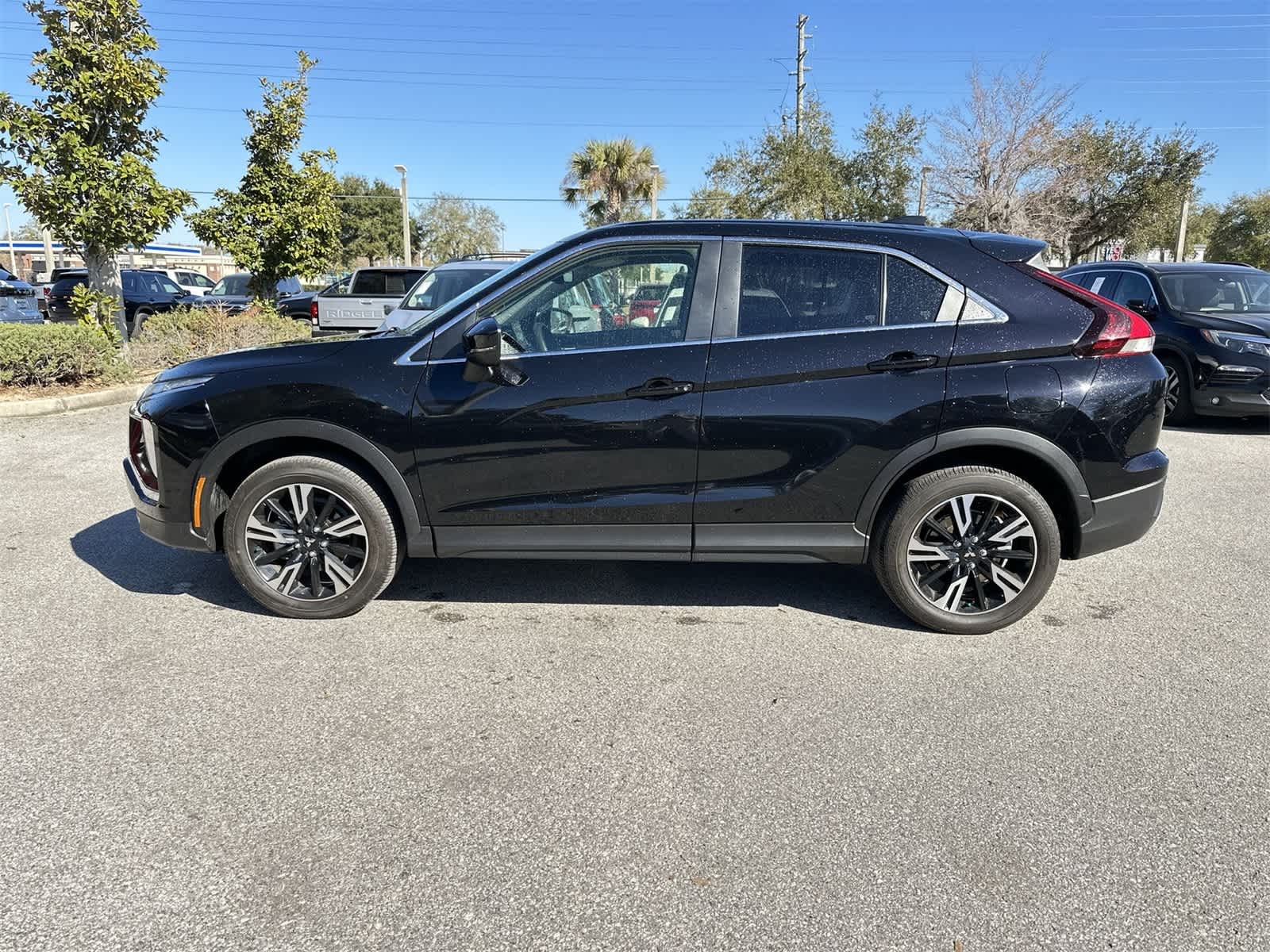 Thumbnail: 2025 Mitsubishi Eclipse Cross - 3