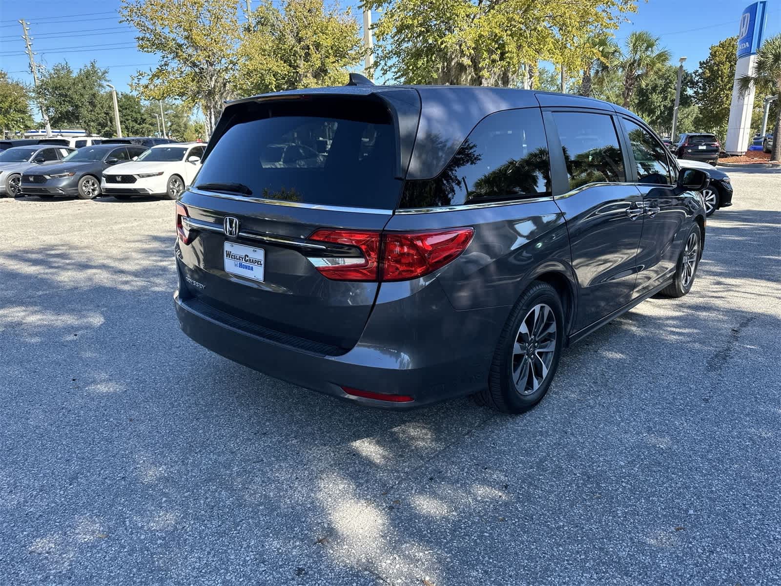 Thumbnail: 2023 Honda Odyssey - 6