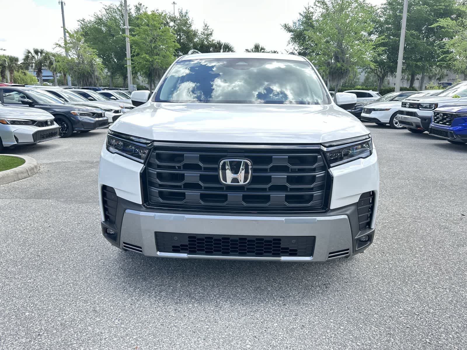 Thumbnail: 2026 Honda Pilot - 9