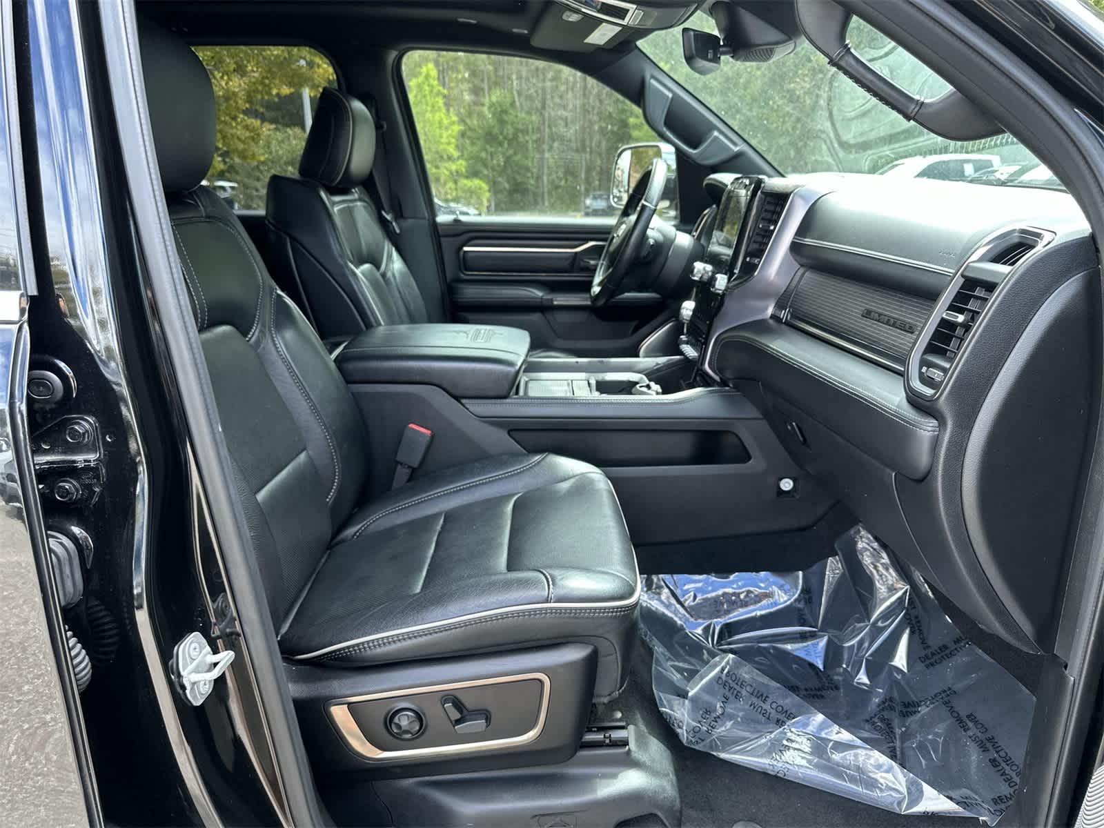 Thumbnail: 2019 RAM 1500 - 17