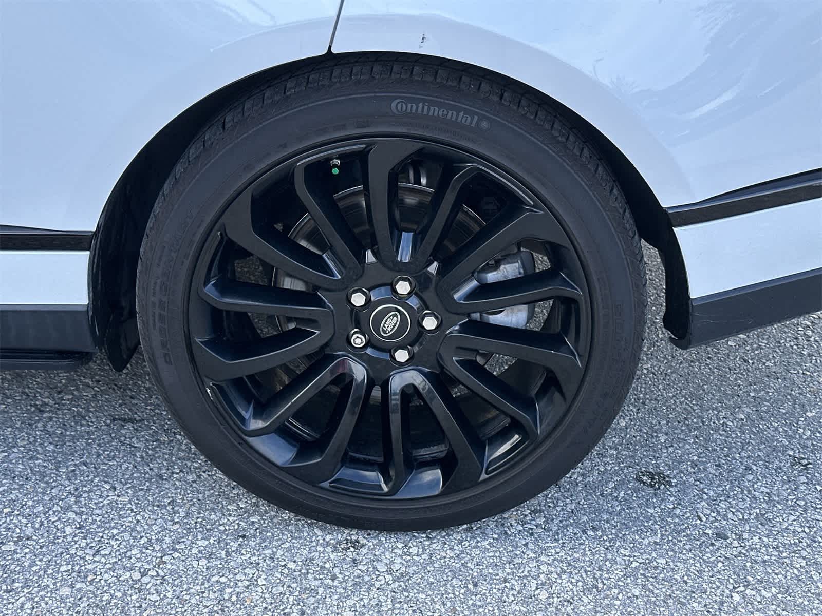 Thumbnail: 2018 Land Rover Range Rover - 12