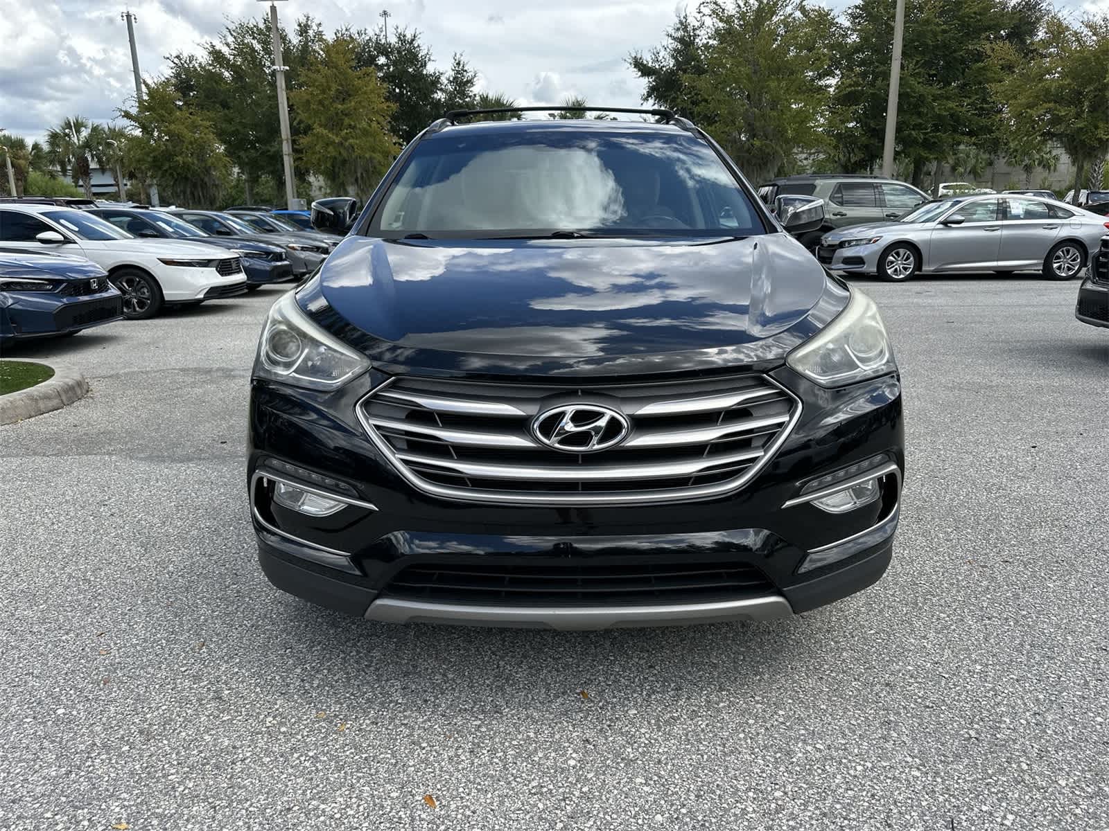 Thumbnail: 2018 Hyundai Santa Fe - 9