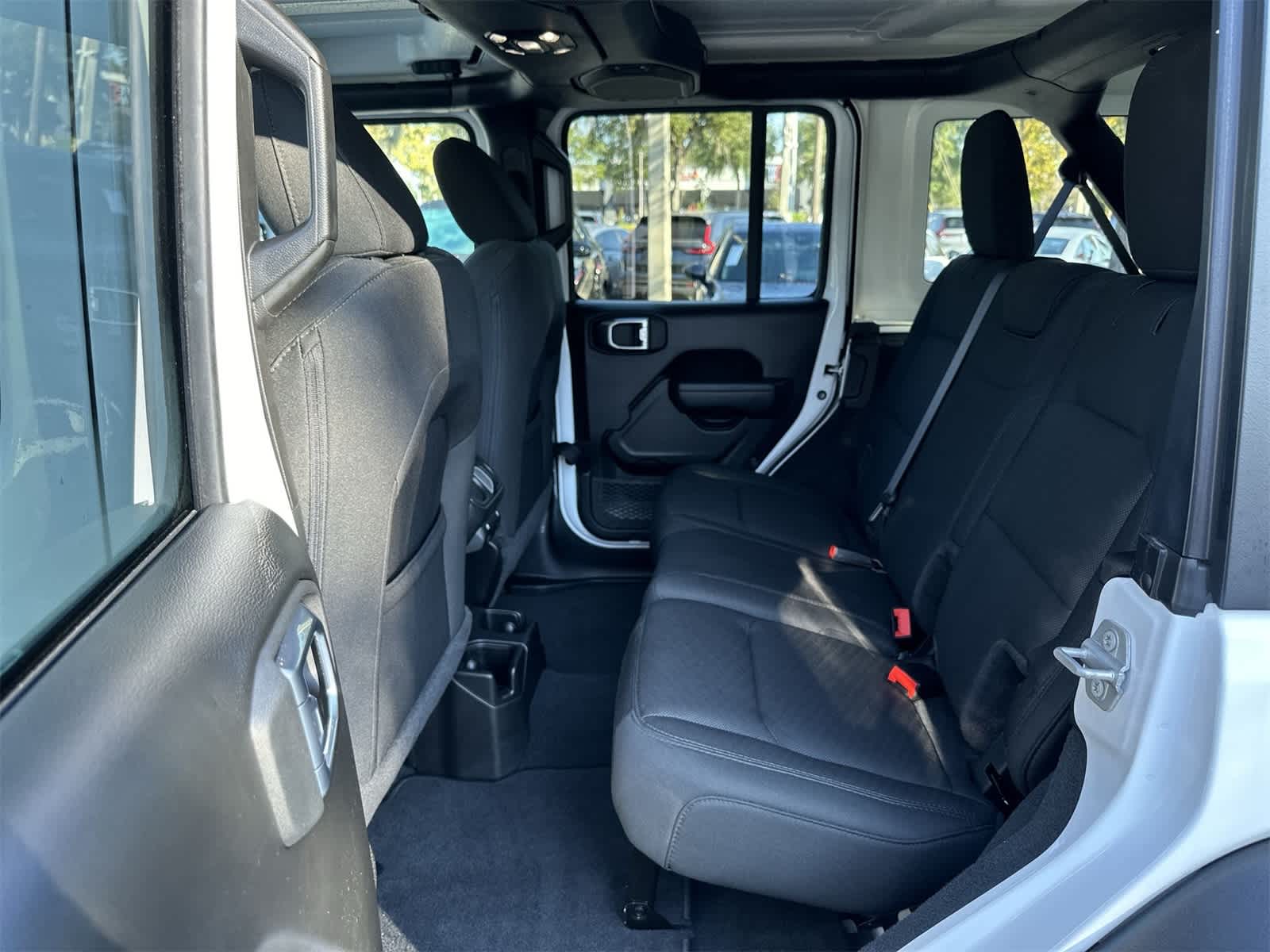 Thumbnail: 2022 Jeep Wrangler - 15