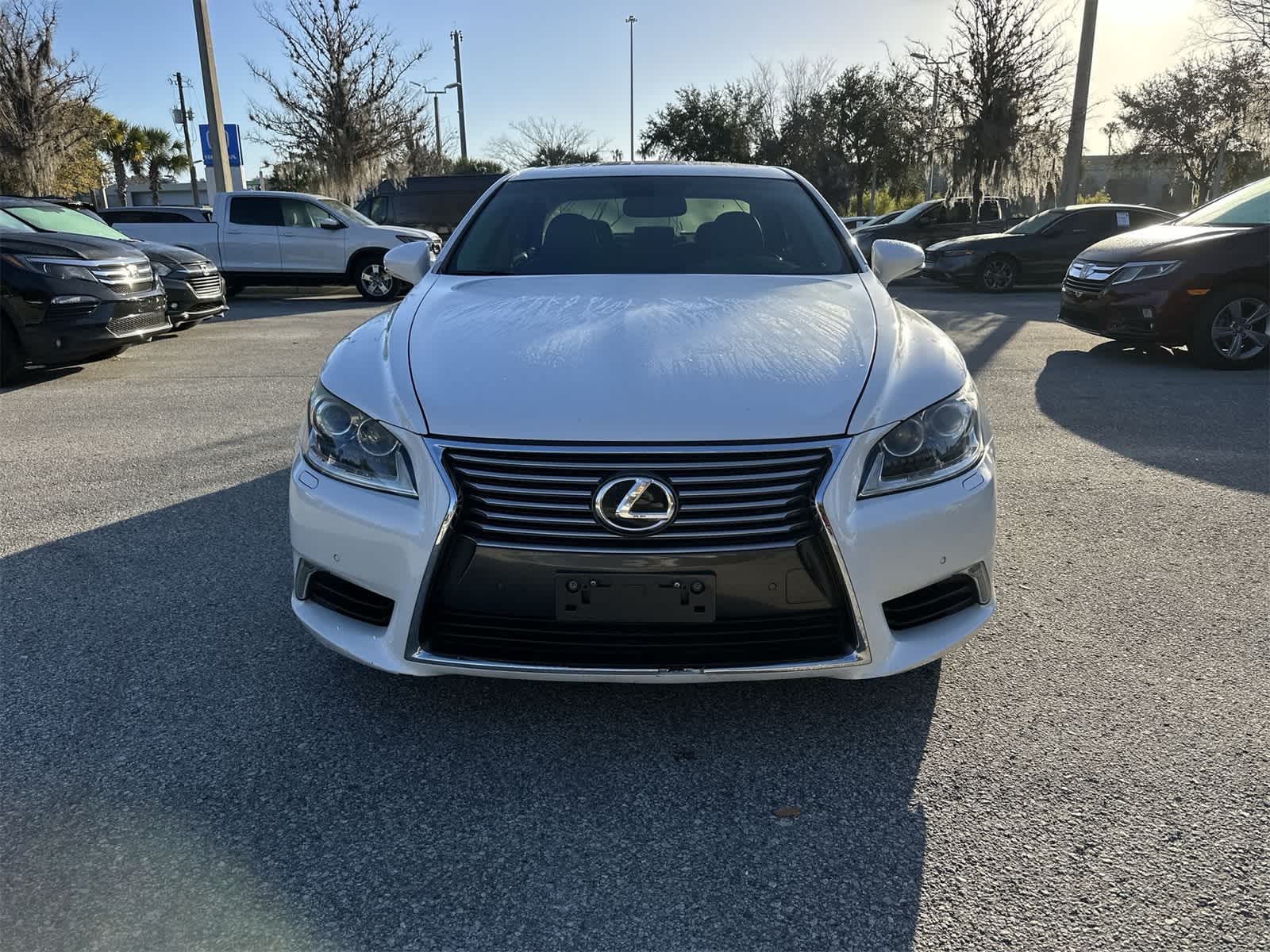 Thumbnail: 2014 Lexus LS - 9