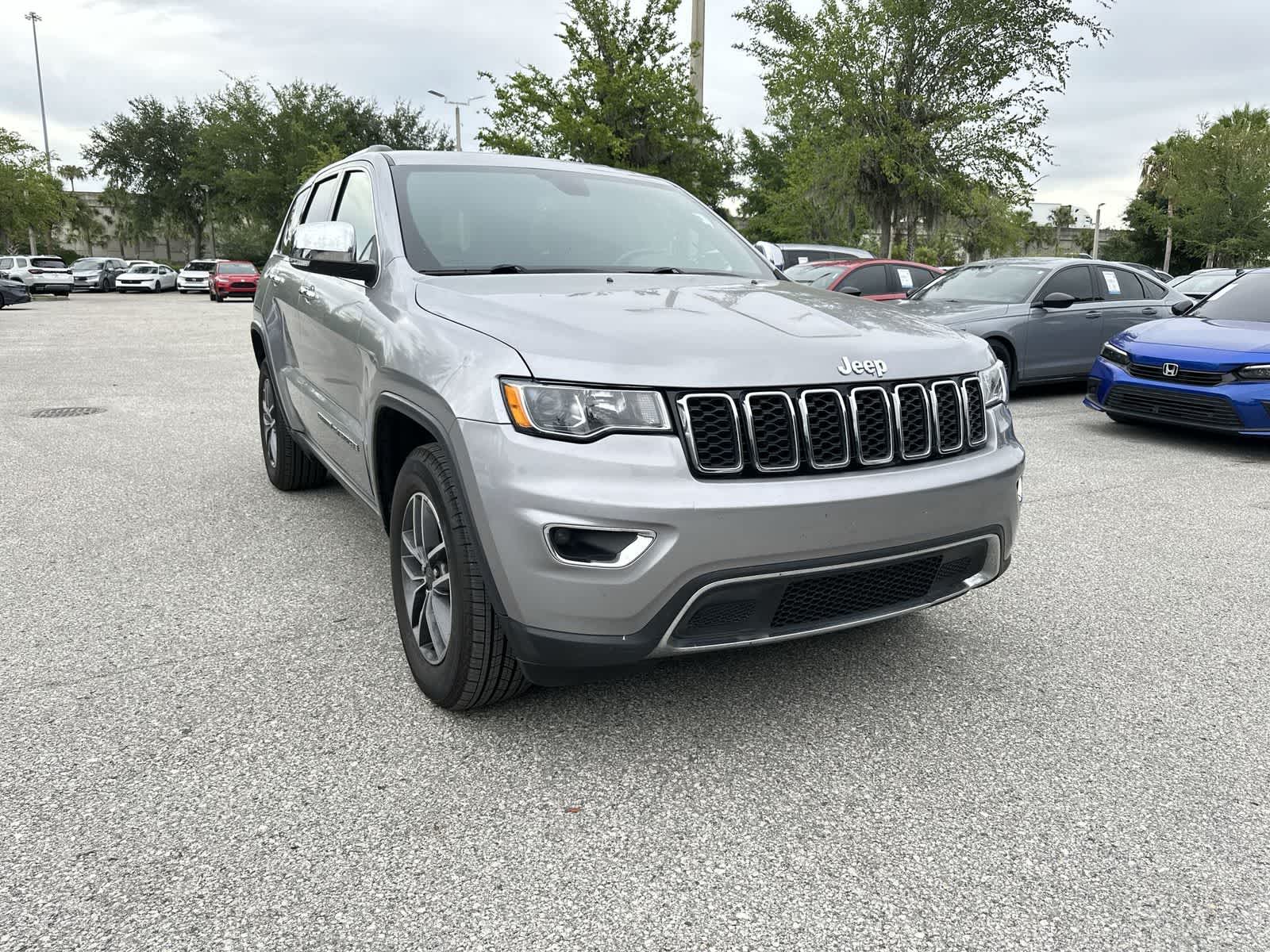 Thumbnail: 2020 Jeep Grand Cherokee - 8