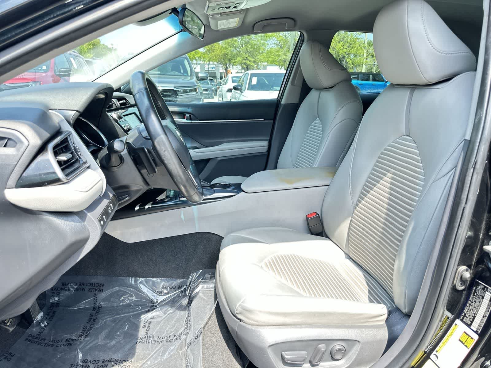 Thumbnail: 2019 Toyota Camry - 13