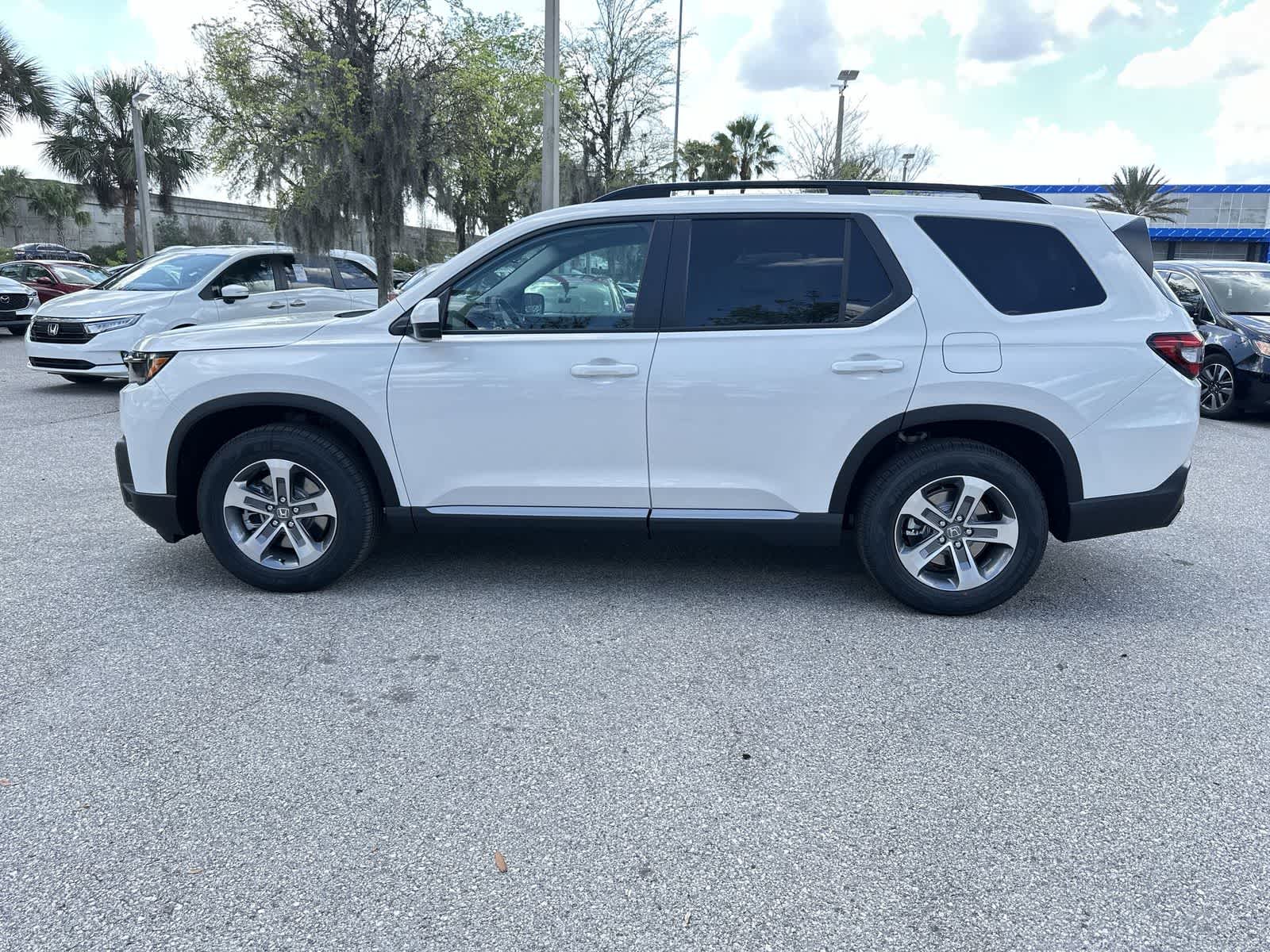Thumbnail: 2026 Honda Pilot - 3