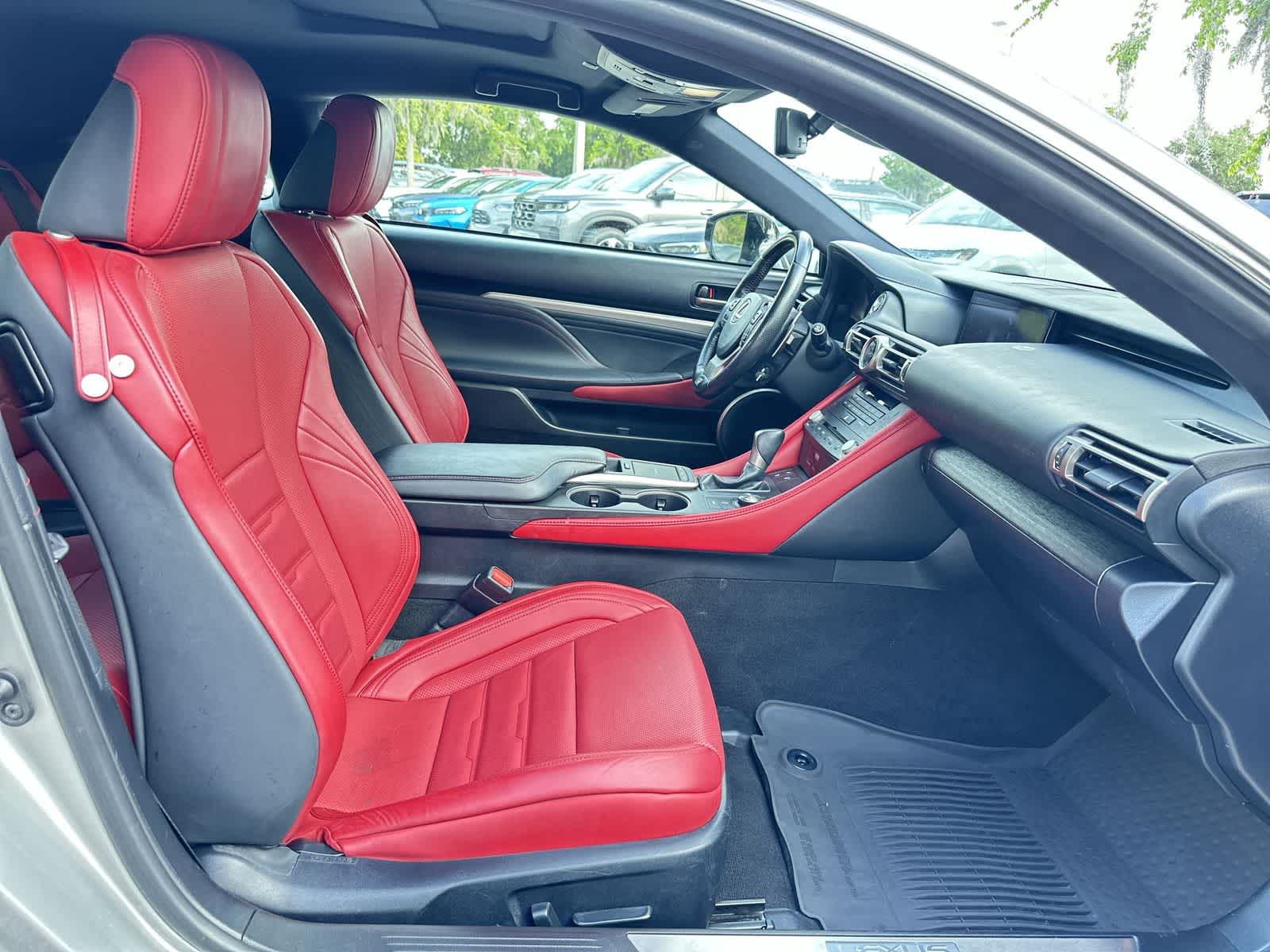 Thumbnail: 2019 Lexus RC - 16