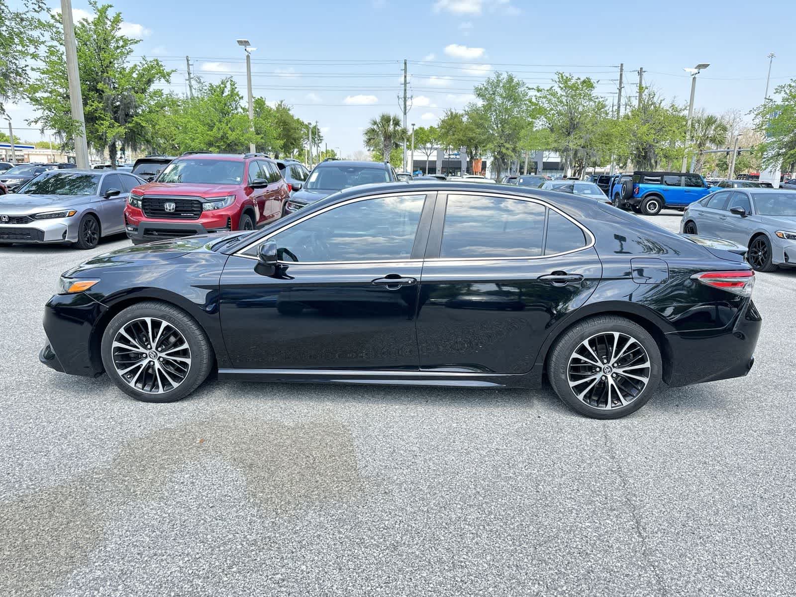 Thumbnail: 2019 Toyota Camry - 3