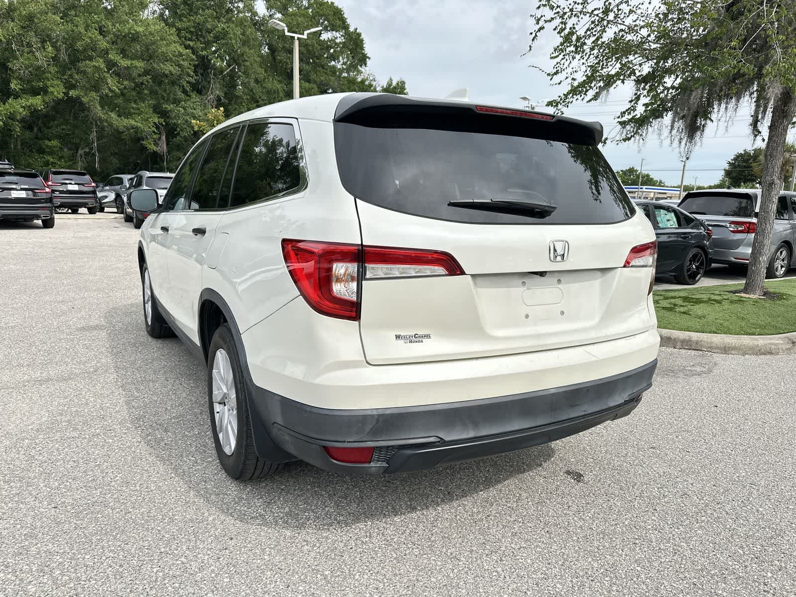 Thumbnail: 2019 Honda Pilot - 4