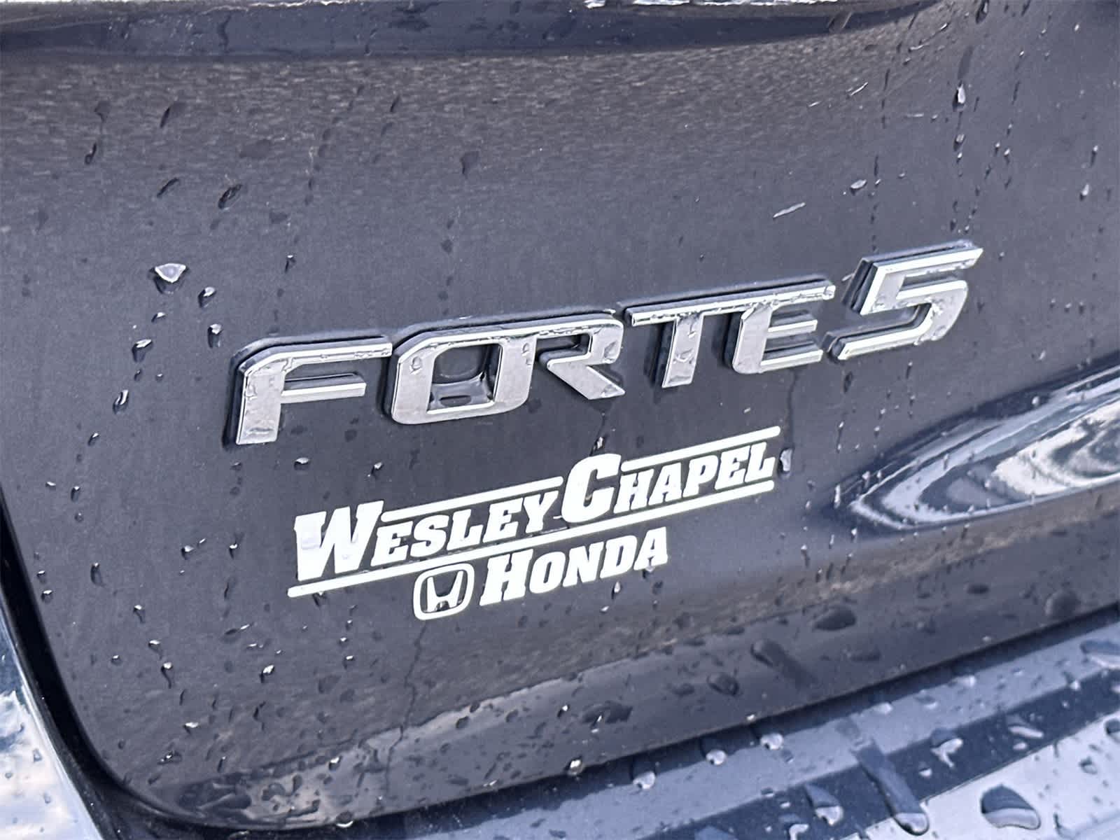 Thumbnail: 2018 Kia Forte - 11