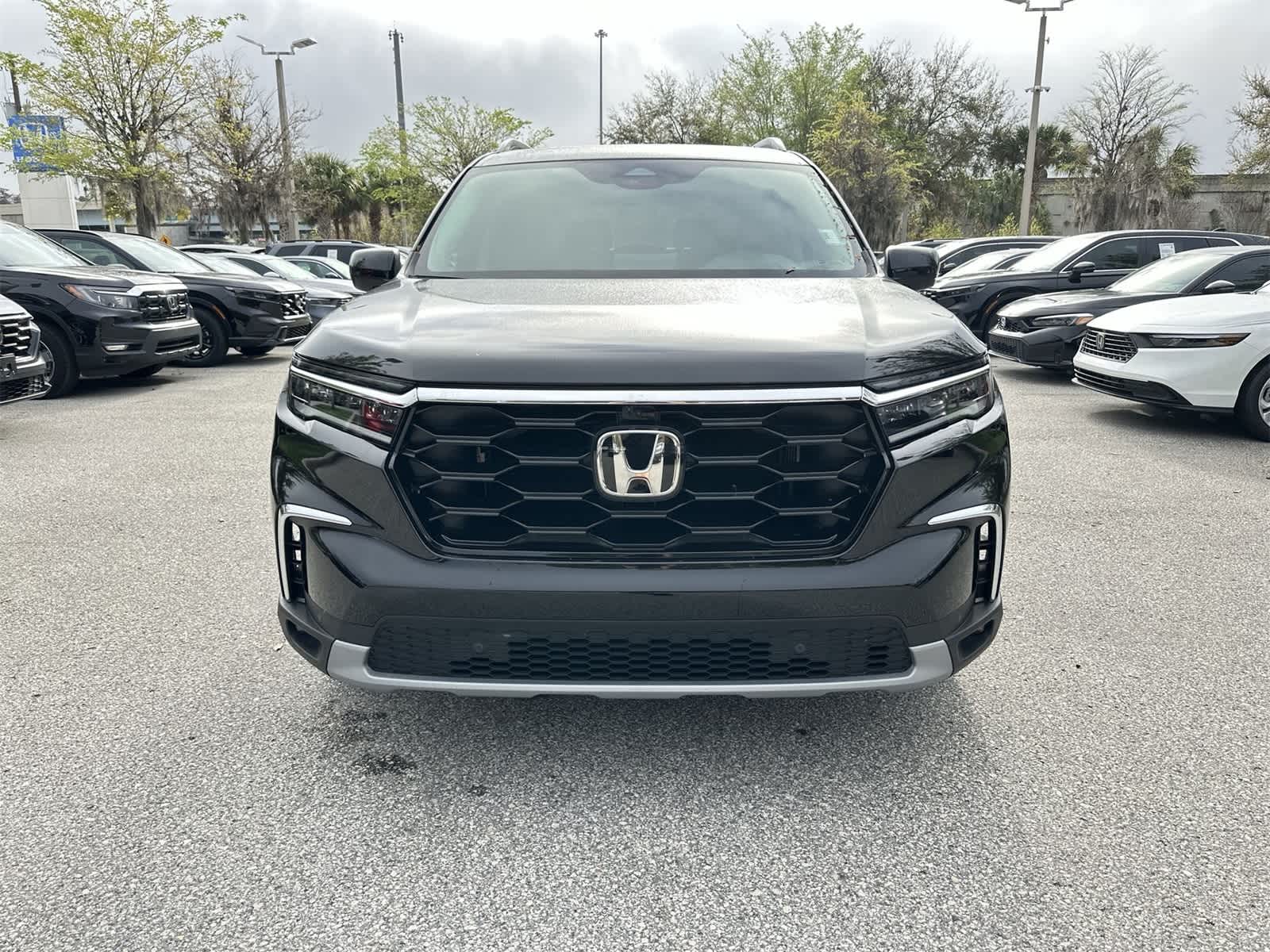 Thumbnail: 2025 Honda Pilot - 9