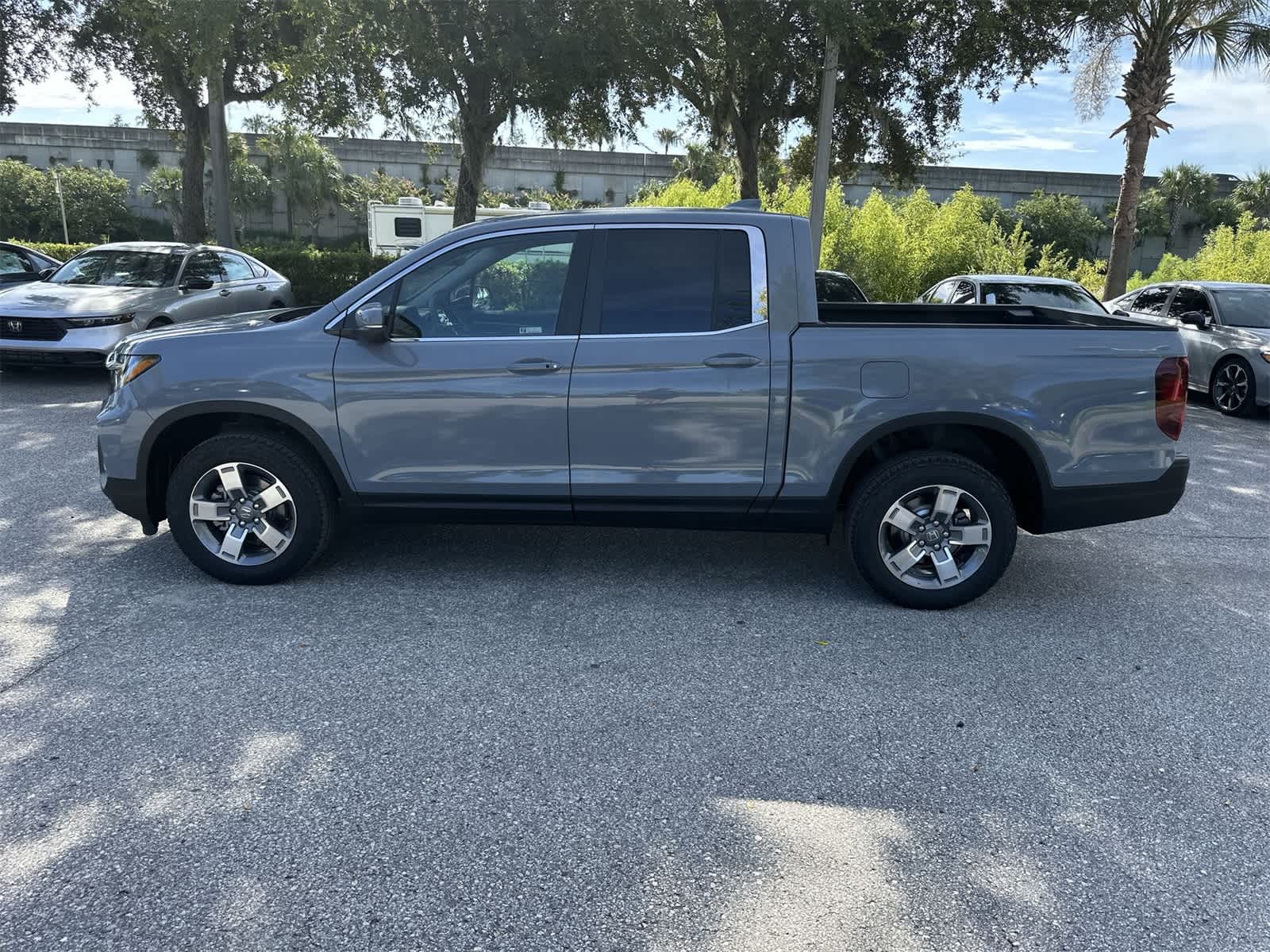Thumbnail: 2025 Honda Ridgeline - 3