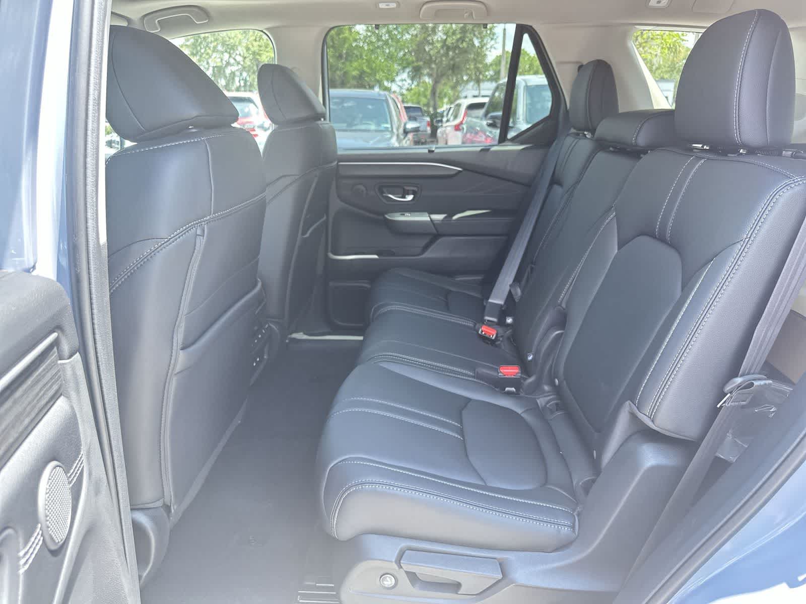 Thumbnail: 2026 Honda Pilot - 15