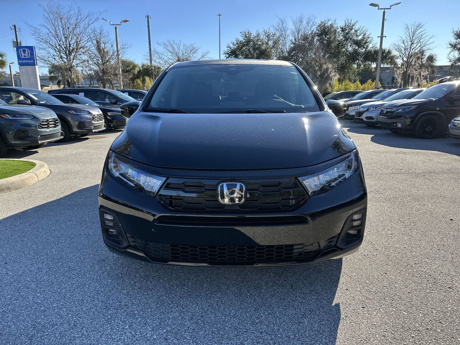 Thumbnail: 2026 Honda Odyssey - 9