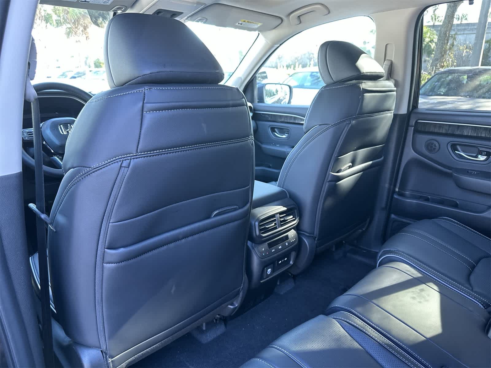 Thumbnail: 2025 Honda Pilot - 14