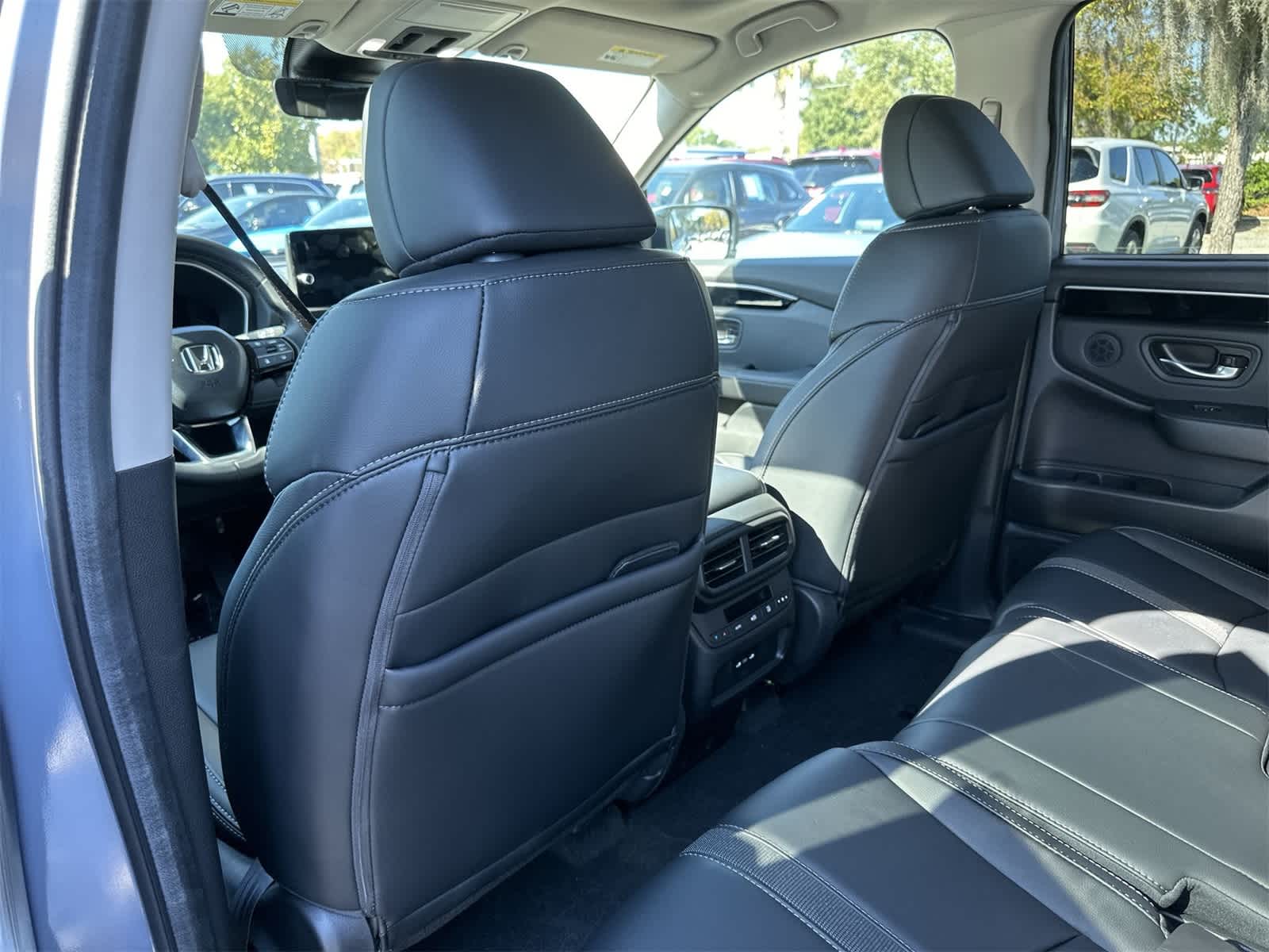 Thumbnail: 2025 Honda Pilot - 14