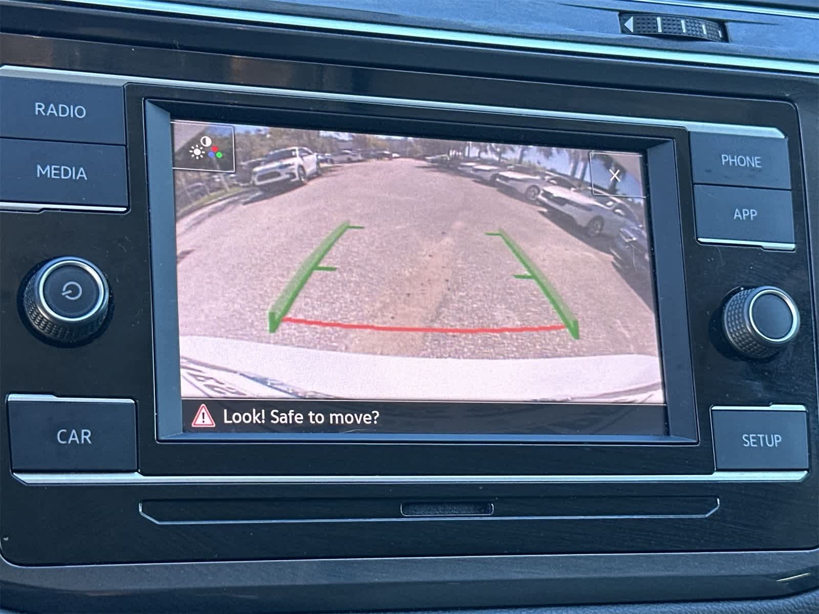 Thumbnail: 2019 Volkswagen Tiguan - 20