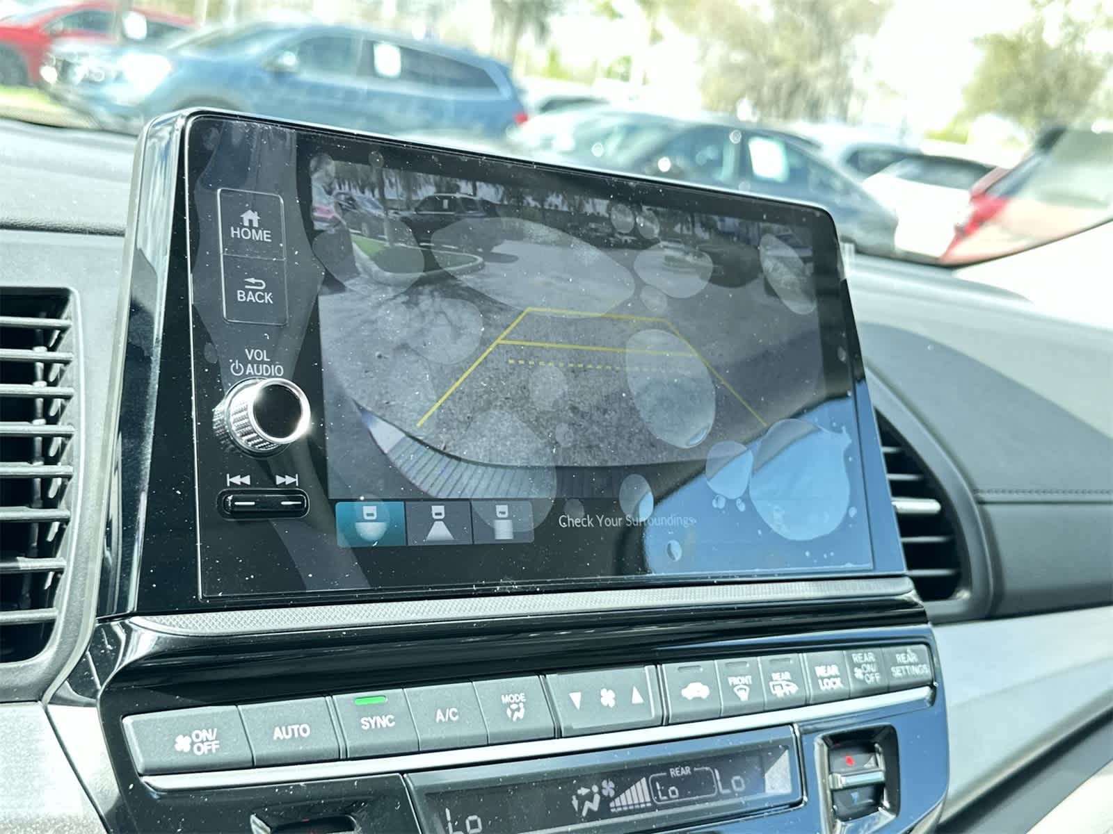 Thumbnail: 2026 Honda Odyssey - 20