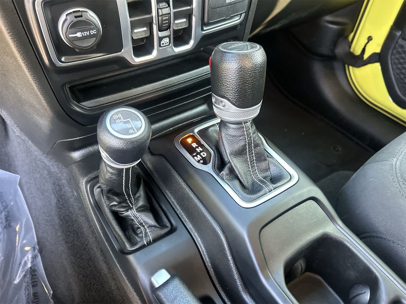 2023 Jeep Gladiator Overland 20