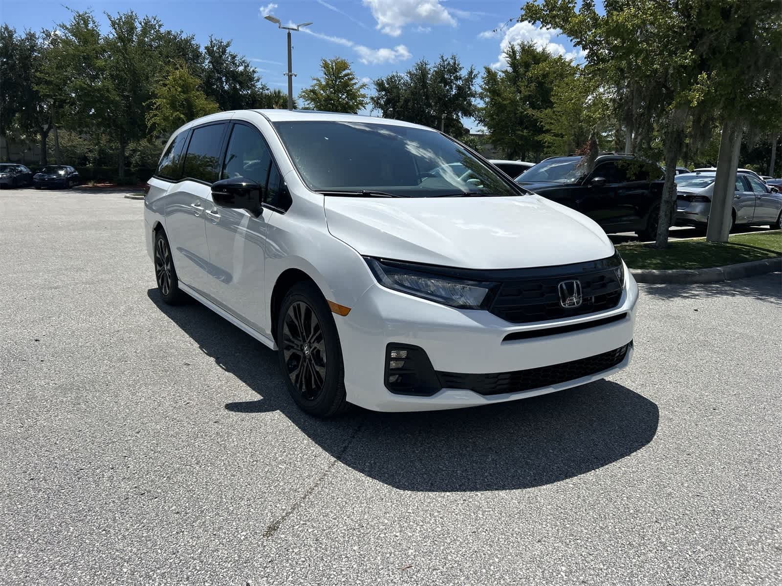 Thumbnail: 2026 Honda Odyssey - 8