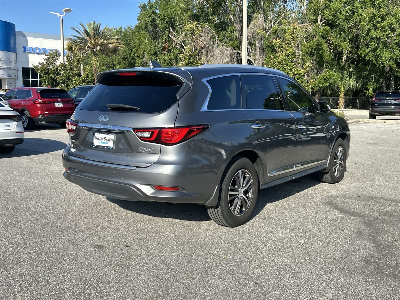 Thumbnail: 2019 INFINITI QX60 - 6