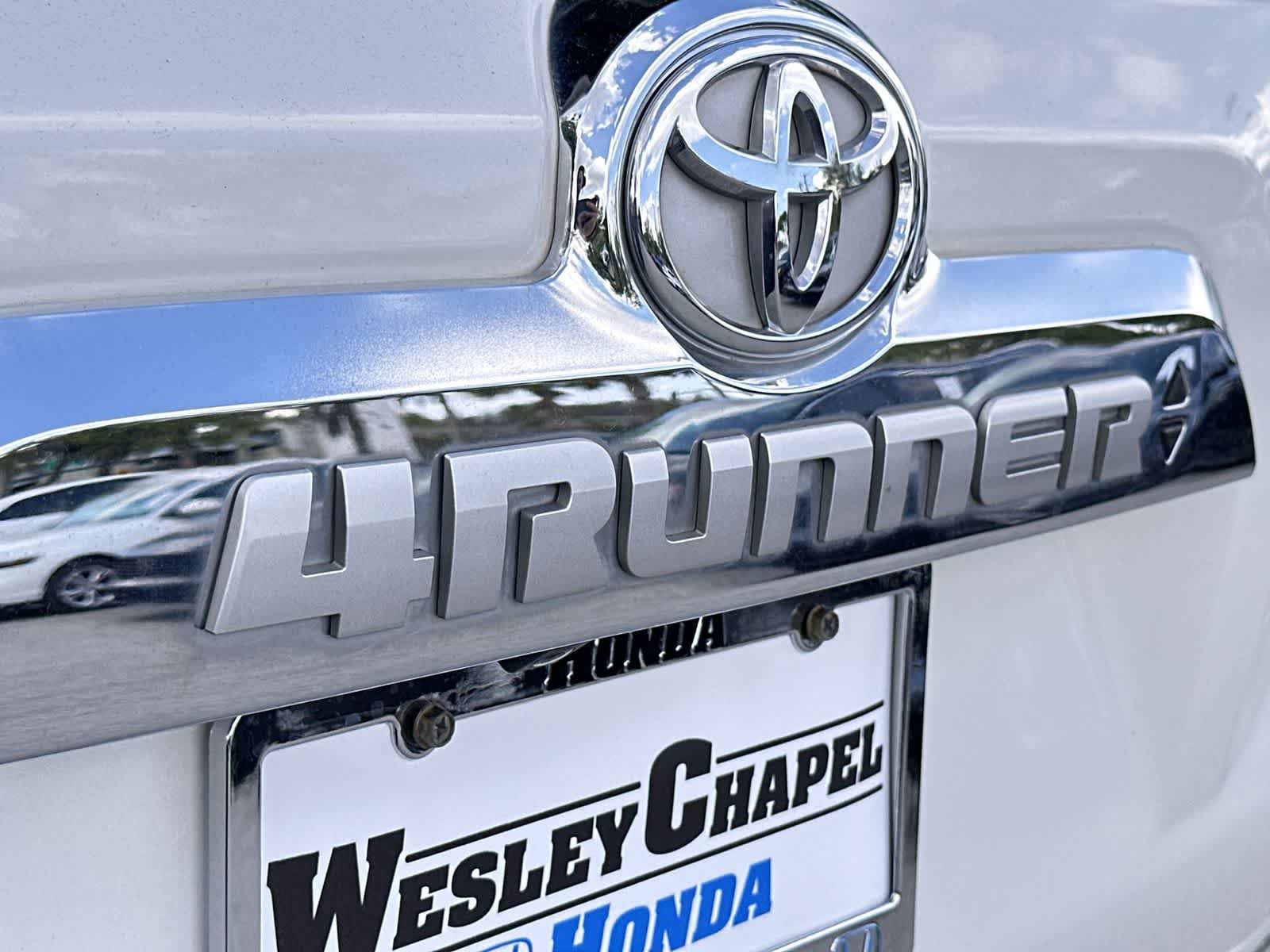 Thumbnail: 2016 Toyota 4Runner - 11