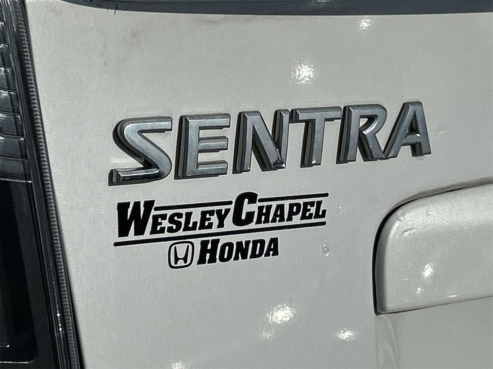 Thumbnail: 2012 Nissan Sentra - 11